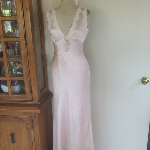 Princess Polly Dresses & Skirts - Princess Polly Blush Maxi Dress with Lace Trim